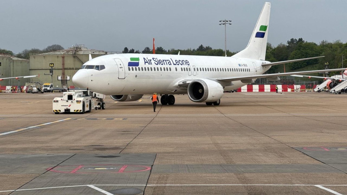 Ascend-Airways_UK-SierraLeone_Historic-Flight